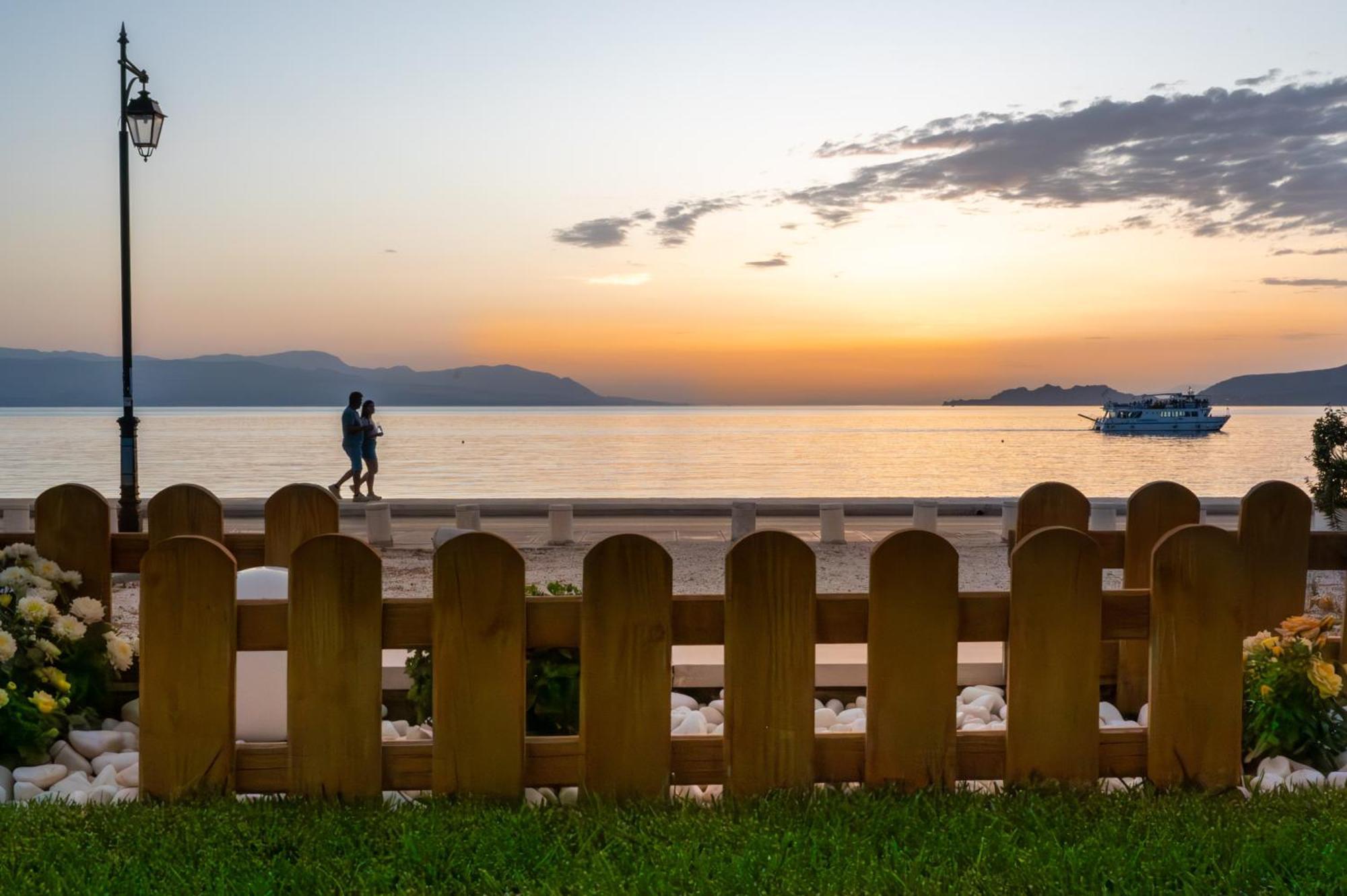 Apartmán Loutraki Sea Sunset Exteriér fotografie